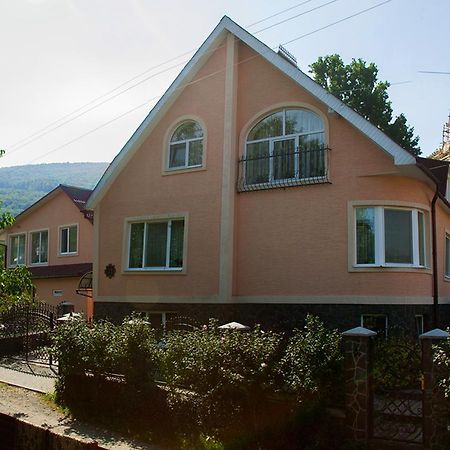 Hotel U Eli Polyana  Zewnętrze zdjęcie